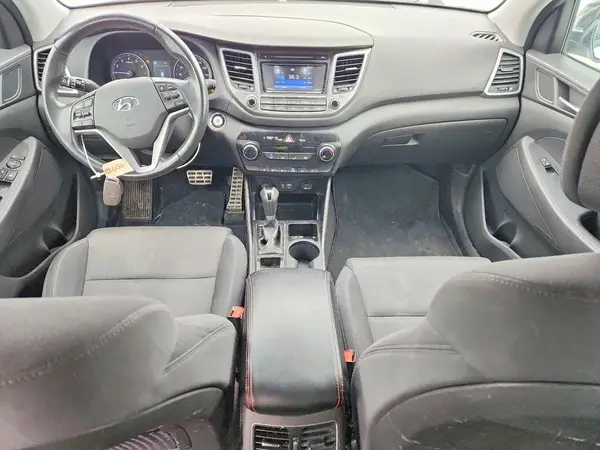 KM8J3CA21HU553690 2017 HYUNDAI TUCSON - Image 8