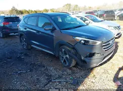 KM8J3CA21HU554645 2017 HYUNDAI TUCSON