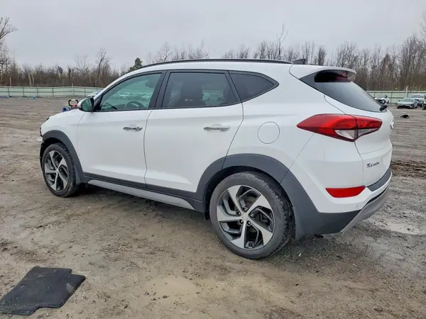 KM8J3CA21HU584454 2017 HYUNDAI TUCSON - Image 2