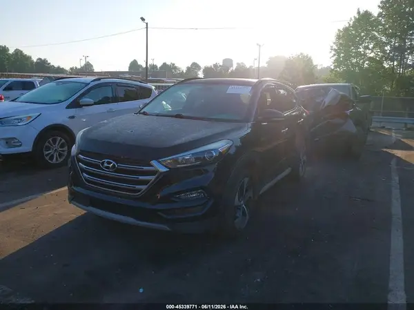 KM8J3CA21HU598628 2017 HYUNDAI TUCSON - Image 2