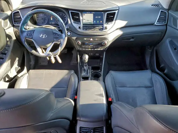 KM8J3CA21JU627356 2018 HYUNDAI TUCSON - Image 8