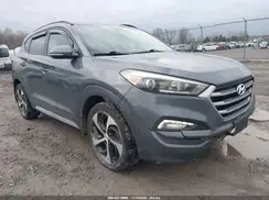 KM8J3CA21JU645775 2018 HYUNDAI TUCSON