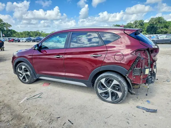 KM8J3CA21JU645811 2018 HYUNDAI TUCSON - Image 2