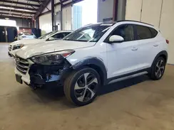 KM8J3CA21JU669431 2018 HYUNDAI TUCSON