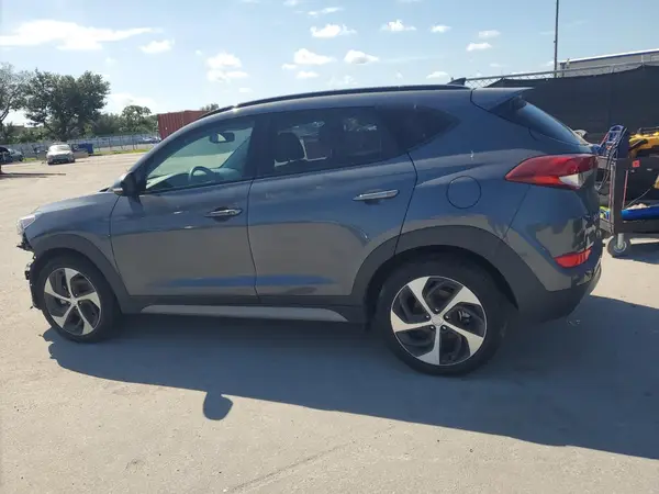 KM8J3CA21JU687735 2018 HYUNDAI TUCSON - Image 2