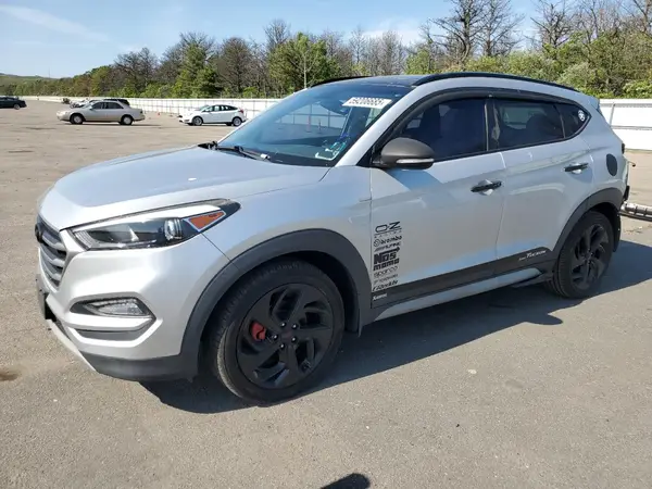 KM8J3CA21JU691722 2018 HYUNDAI TUCSON - Image 1