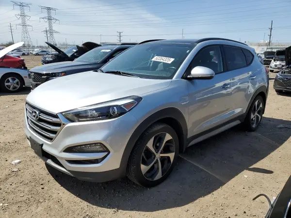 KM8J3CA21JU712648 2018 HYUNDAI TUCSON - Image 1