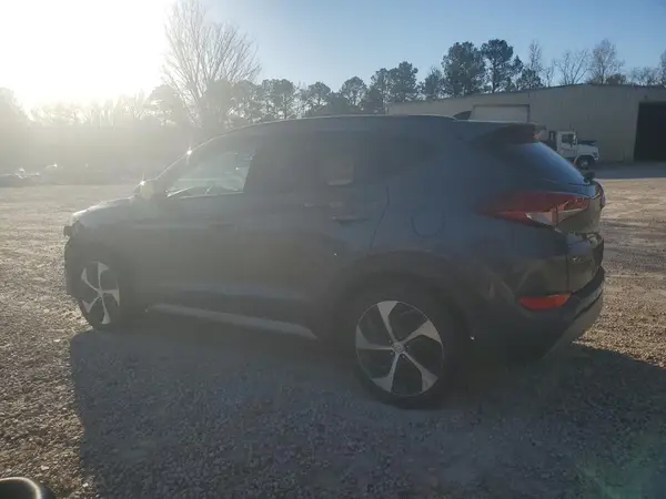 KM8J3CA21JU728400 2018 HYUNDAI TUCSON - Image 2