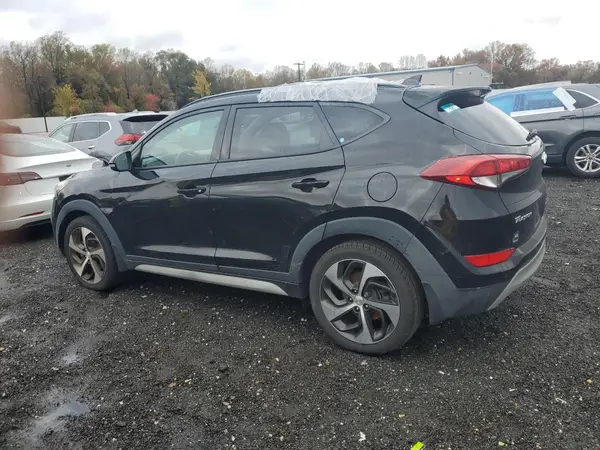 KM8J3CA21JU750980 2018 HYUNDAI TUCSON - Image 2