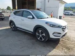 KM8J3CA21JU759212 2018 HYUNDAI TUCSON