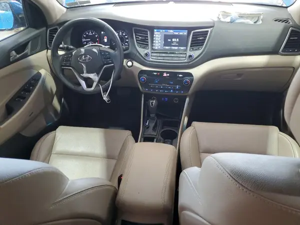 KM8J3CA21JU790802 2018 HYUNDAI TUCSON - Image 8