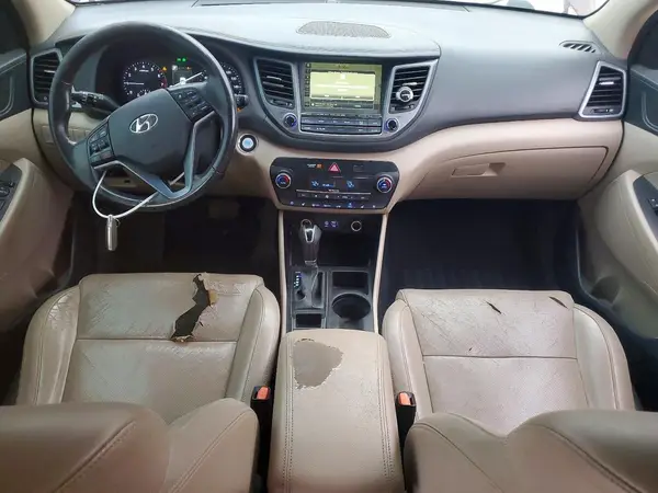 KM8J3CA22GU032041 2016 HYUNDAI TUCSON - Image 8