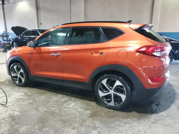 KM8J3CA22GU032072 2016 HYUNDAI TUCSON - Image 2
