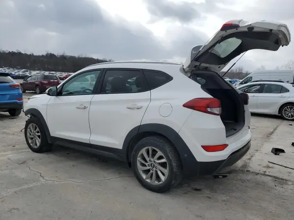 KM8J3CA22GU042522 2016 HYUNDAI TUCSON - Image 2