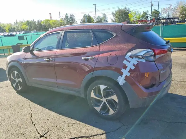 KM8J3CA22GU043718 2016 HYUNDAI TUCSON - Image 2
