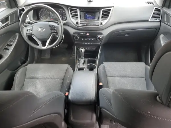 KM8J3CA22GU044822 2016 HYUNDAI TUCSON - Image 8