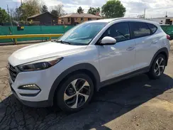 KM8J3CA22GU045940 2016 HYUNDAI TUCSON