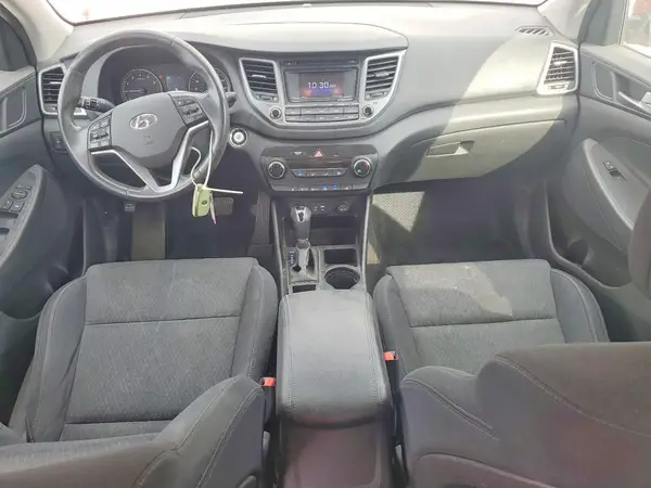 KM8J3CA22GU046313 2016 HYUNDAI TUCSON - Image 8