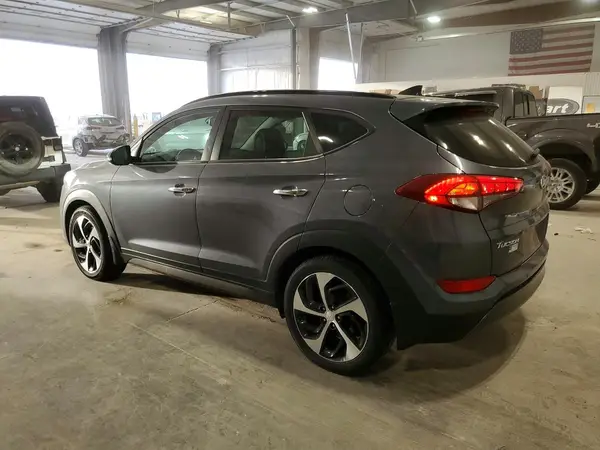 KM8J3CA22GU057022 2016 HYUNDAI TUCSON - Image 2