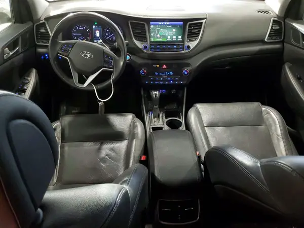 KM8J3CA22GU057022 2016 HYUNDAI TUCSON - Image 8