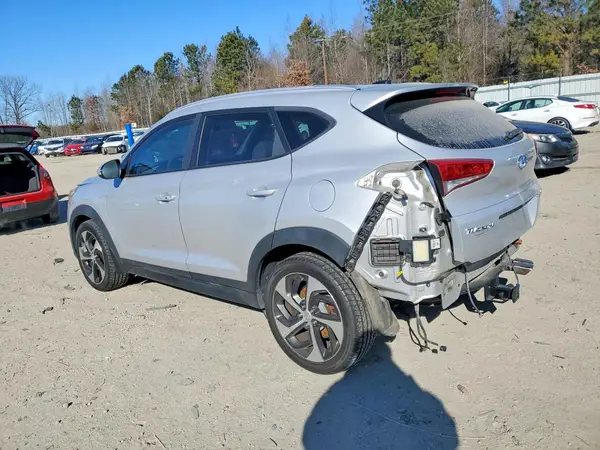 KM8J3CA22GU059126 2016 HYUNDAI TUCSON - Image 2