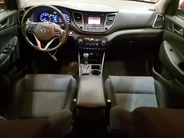 KM8J3CA22GU074595 2016 HYUNDAI TUCSON - Image 8