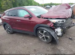 KM8J3CA22GU085435 2016 HYUNDAI TUCSON
