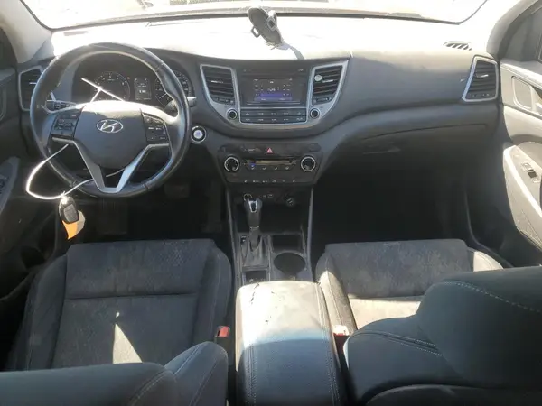 KM8J3CA22GU094717 2016 HYUNDAI TUCSON - Image 8