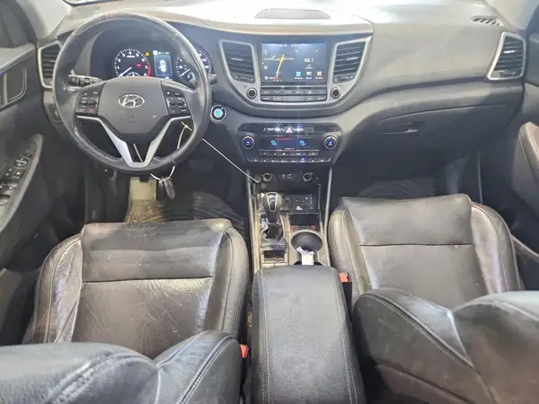 KM8J3CA22GU094975 2016 HYUNDAI TUCSON - Image 8