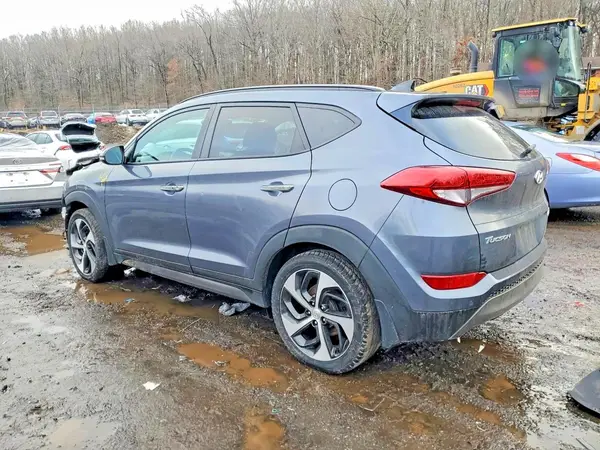 KM8J3CA22GU097231 2016 HYUNDAI TUCSON - Image 2