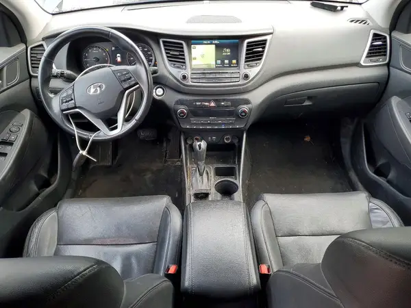 KM8J3CA22GU097231 2016 HYUNDAI TUCSON - Image 8