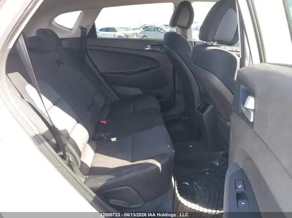 KM8J3CA22GU097455 2016 HYUNDAI TUCSON - Image 8
