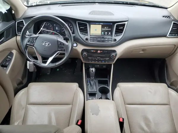 KM8J3CA22GU112519 2016 HYUNDAI TUCSON - Image 8
