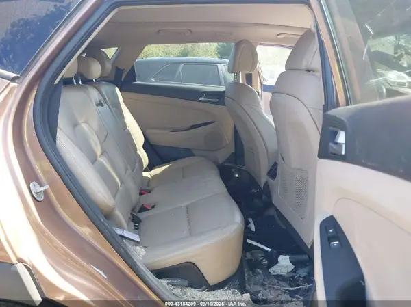KM8J3CA22GU115615 2016 HYUNDAI TUCSON - Image 8