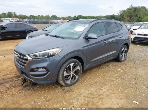 KM8J3CA22GU118563 2016 HYUNDAI TUCSON - Image 2