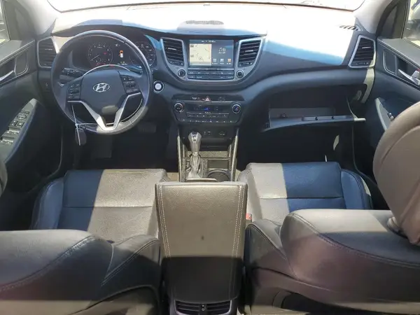 KM8J3CA22GU118899 2016 HYUNDAI TUCSON - Image 8