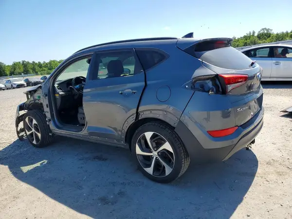 KM8J3CA22GU120779 2016 HYUNDAI TUCSON - Image 2