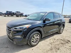 KM8J3CA22GU142779 2016 HYUNDAI TUCSON