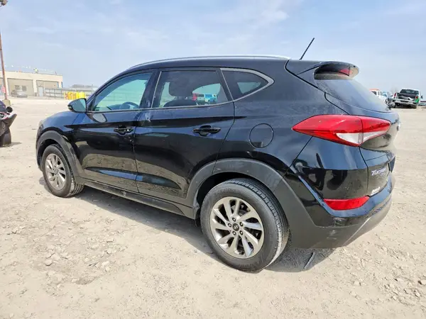 KM8J3CA22GU142779 2016 HYUNDAI TUCSON - Image 2