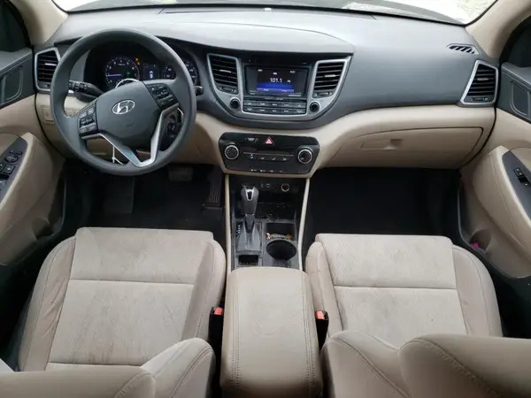 KM8J3CA22GU159923 2016 HYUNDAI TUCSON - Image 8