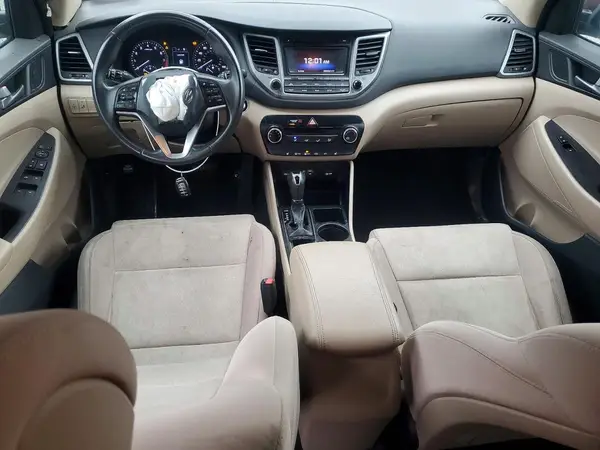 KM8J3CA22GU180819 2016 HYUNDAI TUCSON - Image 8