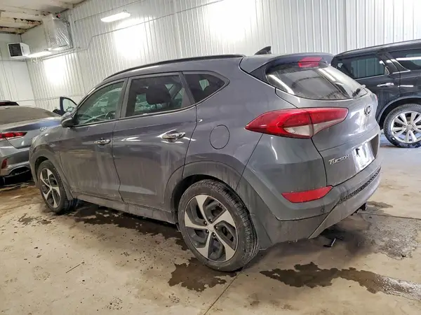 KM8J3CA22GU199175 2016 HYUNDAI TUCSON - Image 2