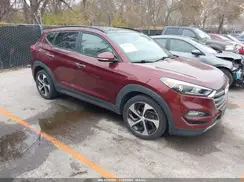 KM8J3CA22GU201135 2016 HYUNDAI TUCSON