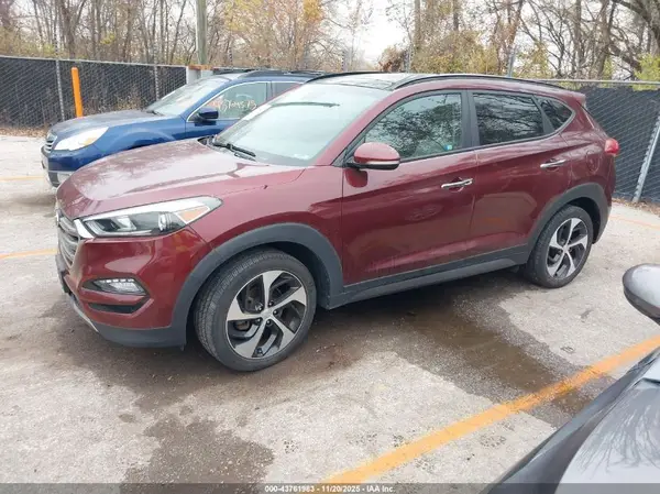 KM8J3CA22GU201135 2016 HYUNDAI TUCSON - Image 2