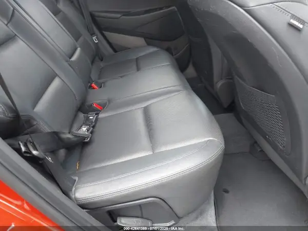 KM8J3CA22GU210837 2016 HYUNDAI TUCSON - Image 8