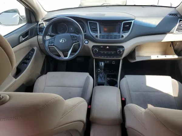 KM8J3CA22GU222079 2016 HYUNDAI TUCSON - Image 8