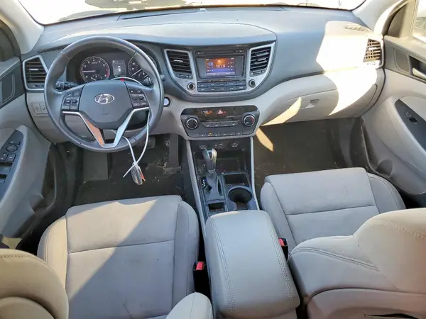 KM8J3CA22GU223068 2016 HYUNDAI TUCSON - Image 8
