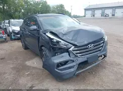 KM8J3CA22GU226441 2016 HYUNDAI TUCSON