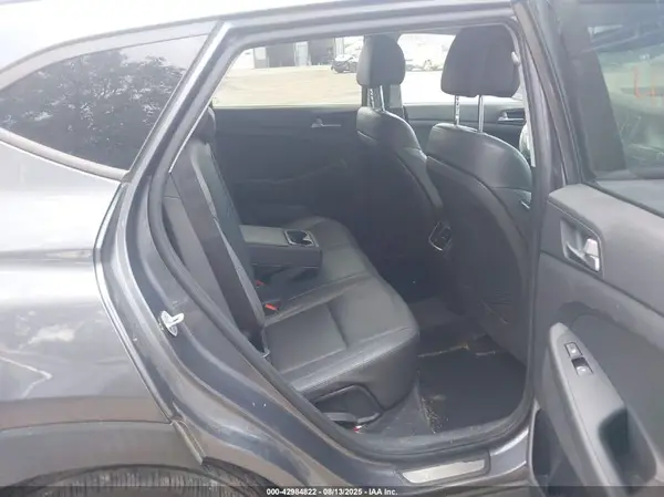 KM8J3CA22GU226441 2016 HYUNDAI TUCSON - Image 8