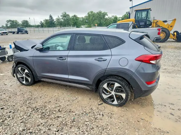 KM8J3CA22GU227475 2016 HYUNDAI TUCSON - Image 2